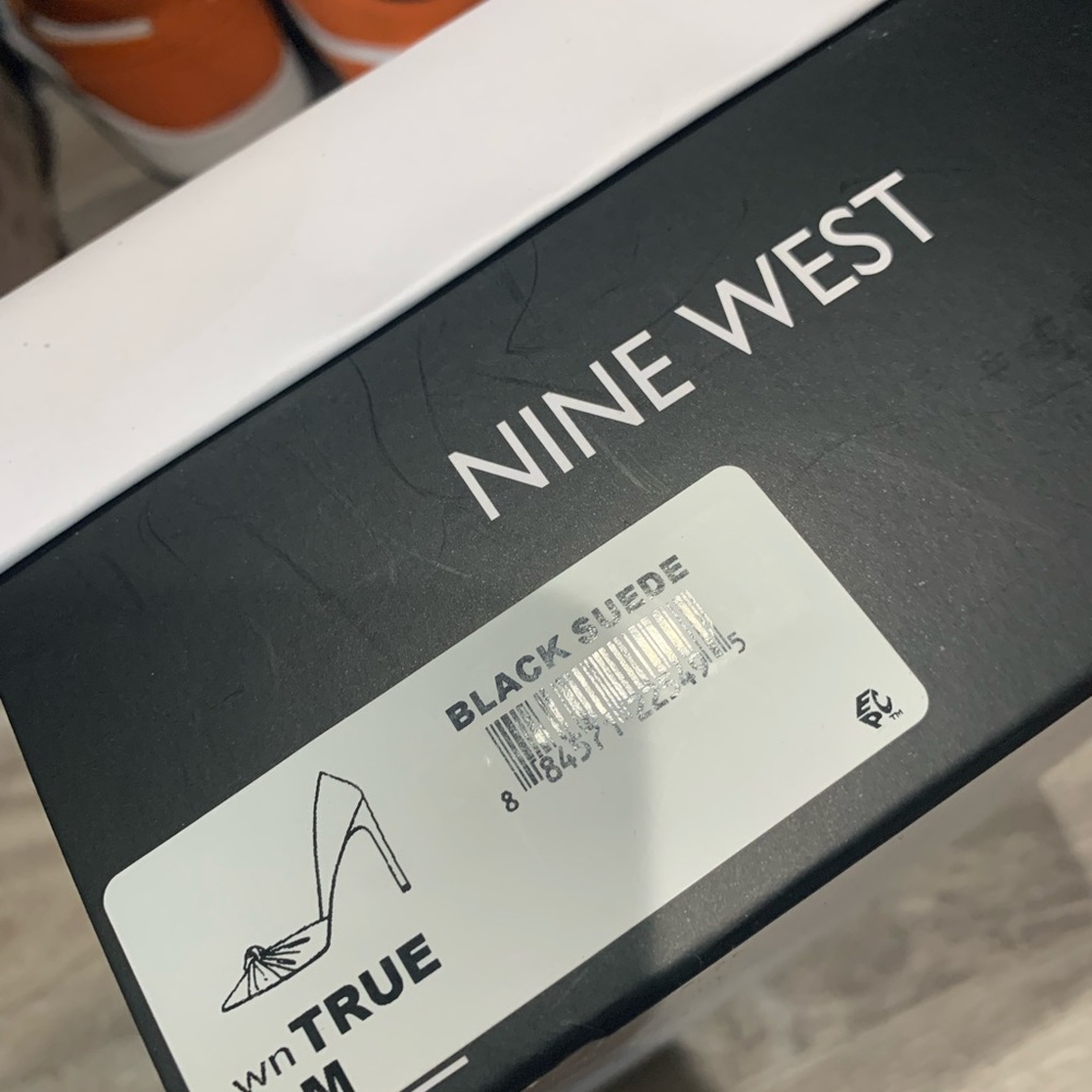 NINE WEST HEELS